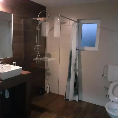 Aa Rakovica Villa